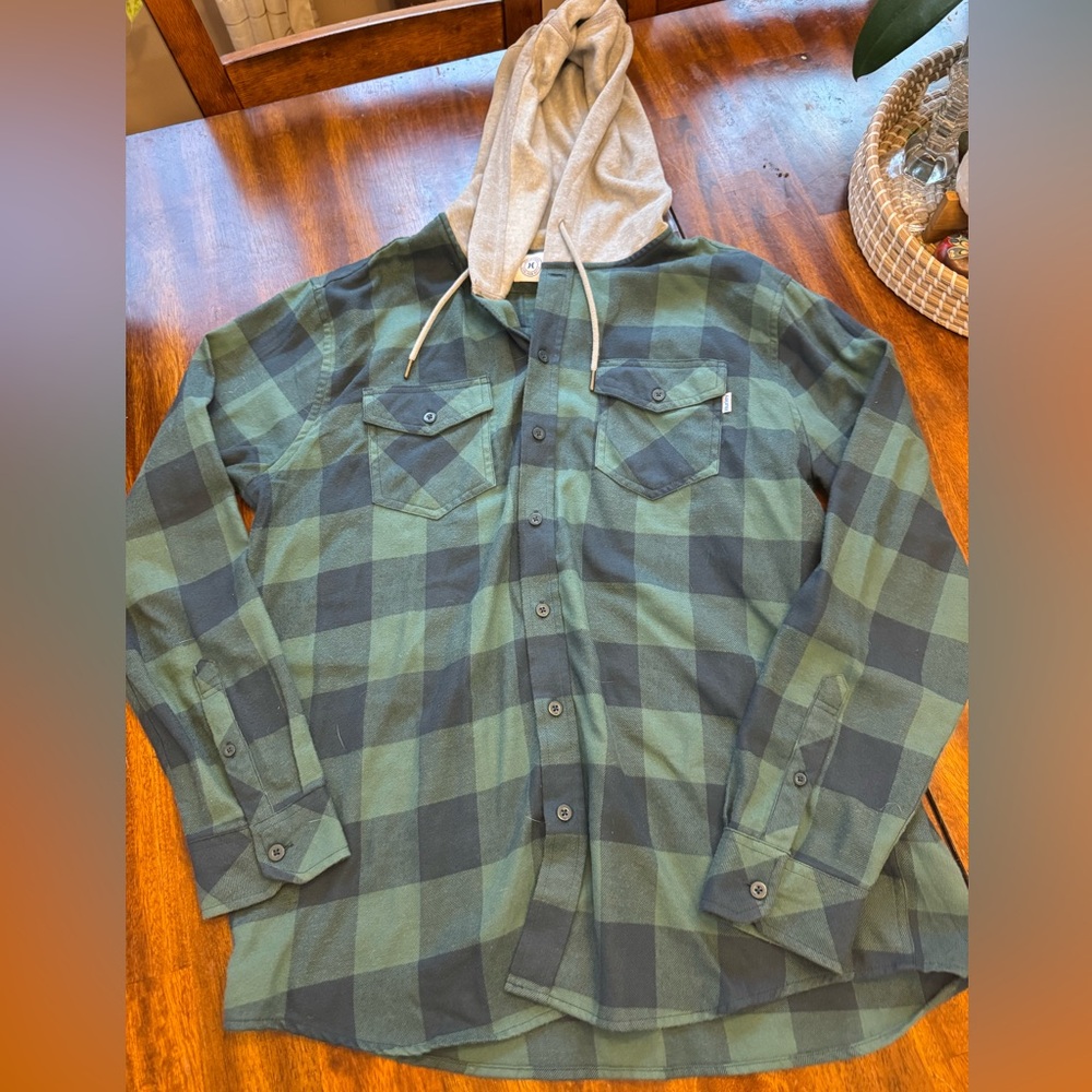 Hurley Green and Gray Lightweight Shirt Jacket with Classic Plaid medium
